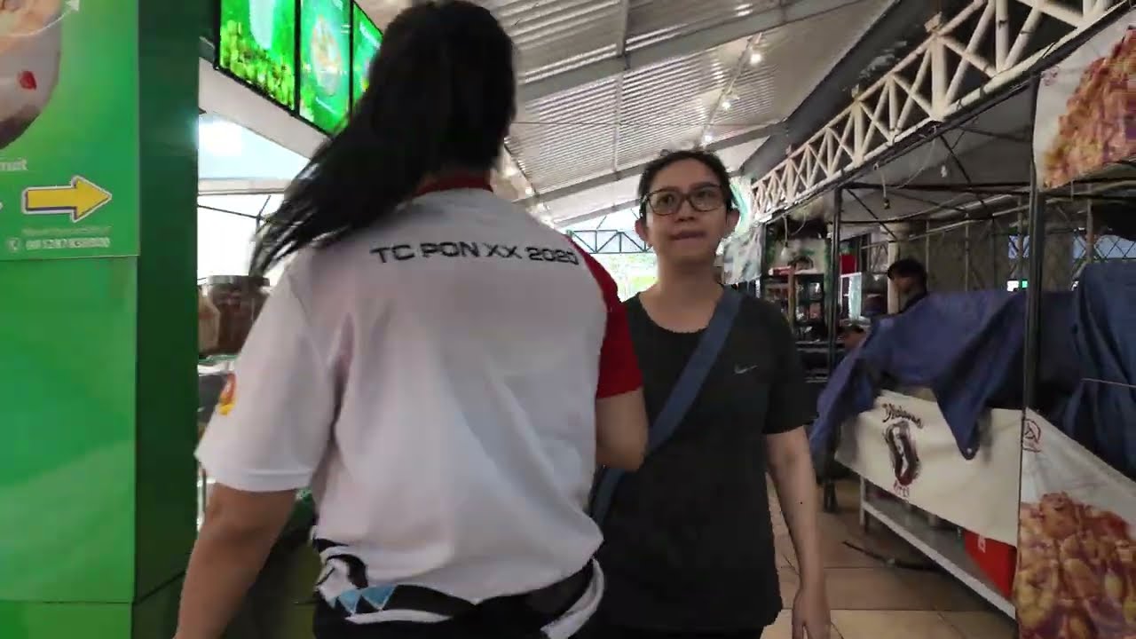 Blok M di Minggu siang
