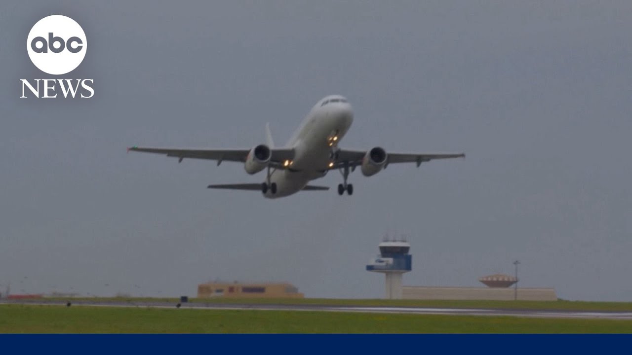 Record travel and airline warnings to travelers