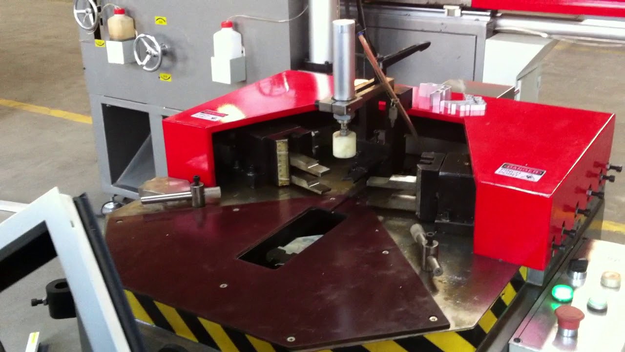 Aluminum Corner Crimping Machine LZJ-120E