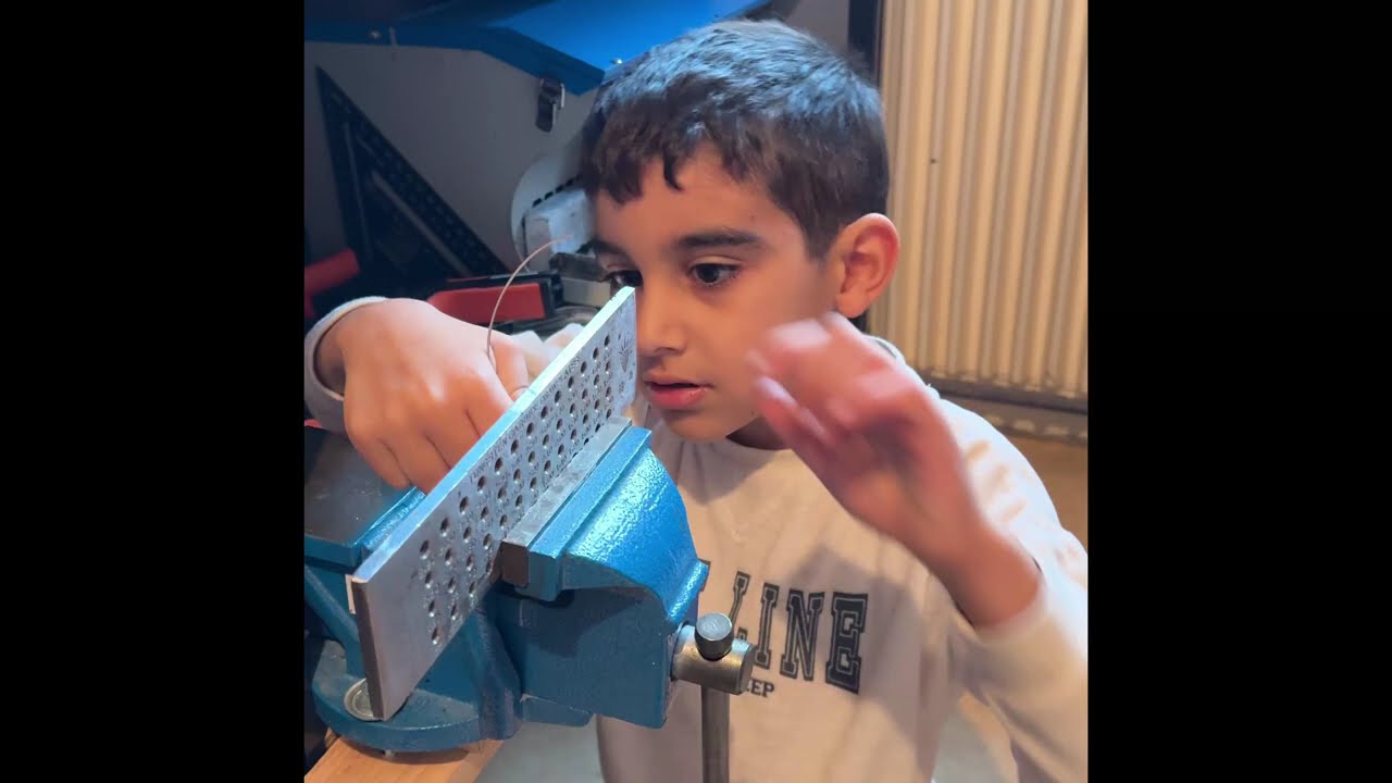 Bransoletka DIY wykonana przez mojego 7-letniego syna