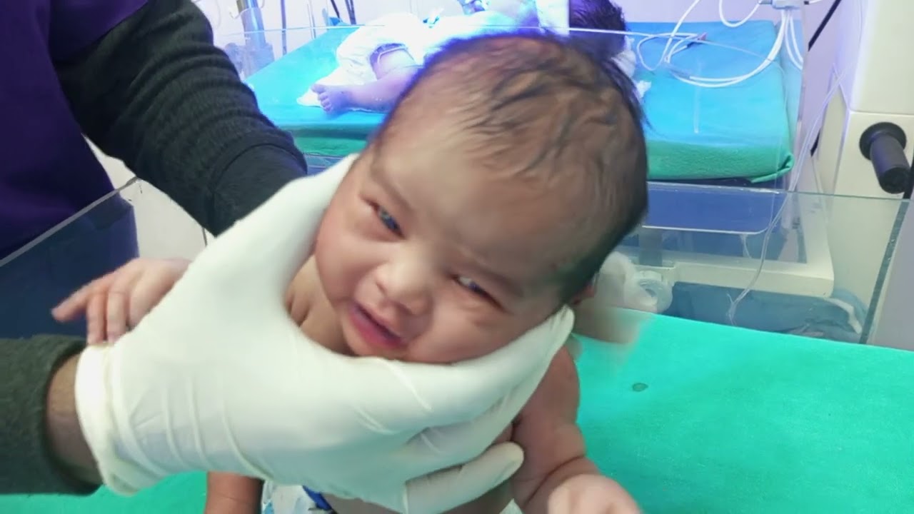Newborn Baby Crying for Milk 😭 | First Bottle Feed | Soothing a Hungry Baby