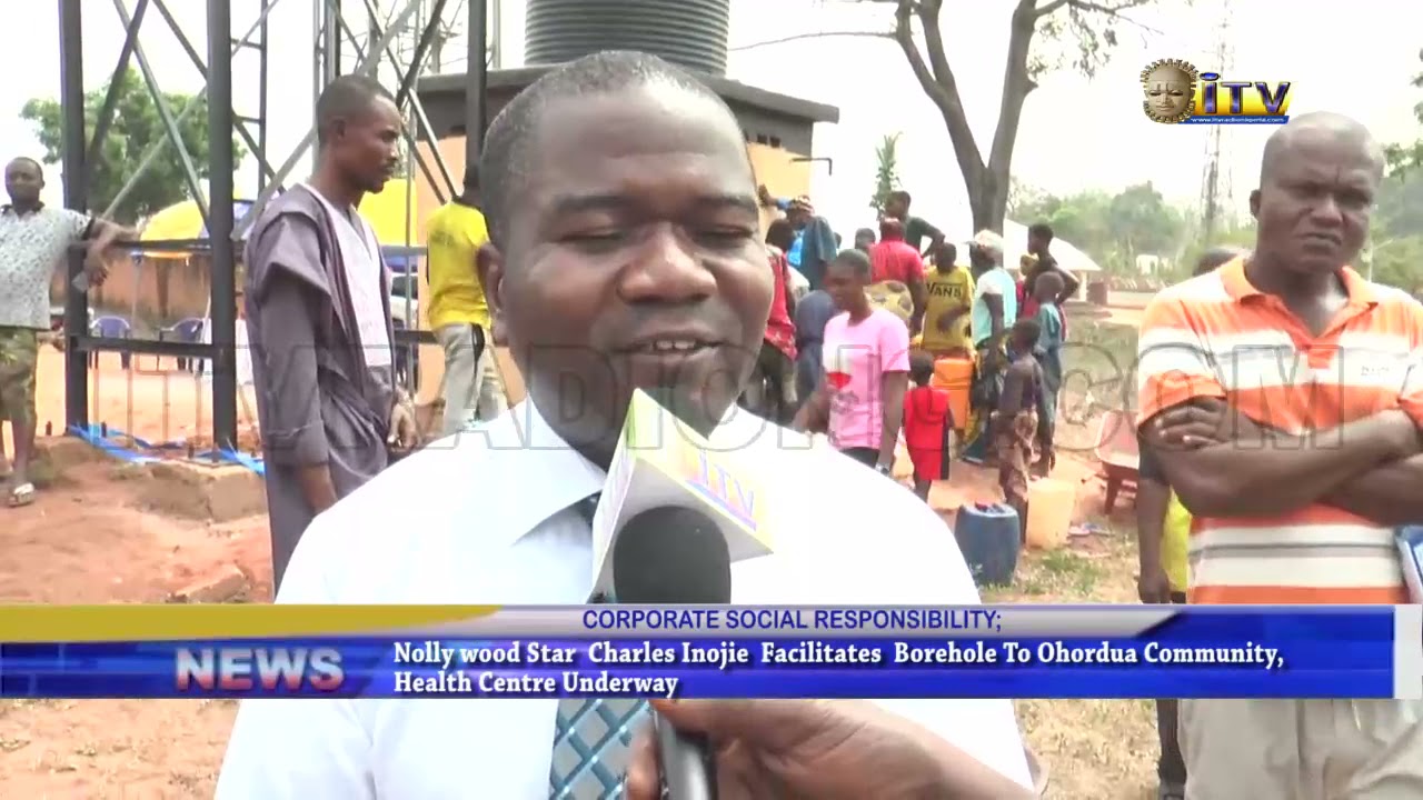 Nollywood Star, Charles Inojie facilitates borehole to Ohordua community