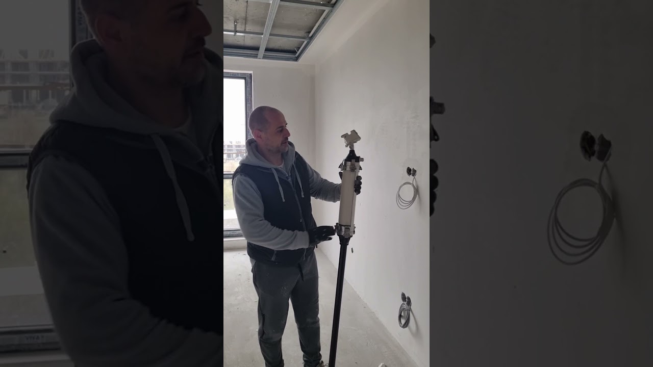 DeWalt mudshot от близко ;тънкости при работа,бързо шпакловане на вътрешни ъгли!!