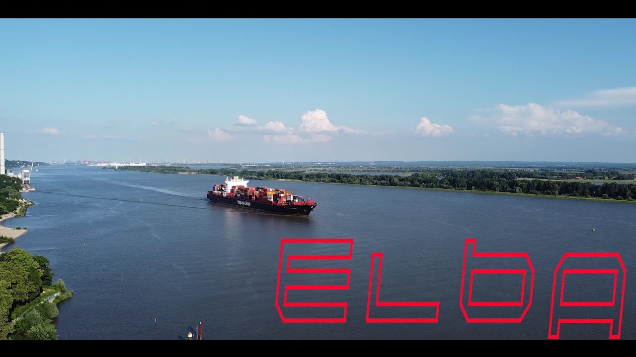 Elba.Увидите какие корабли ходят по реке Эльбе.