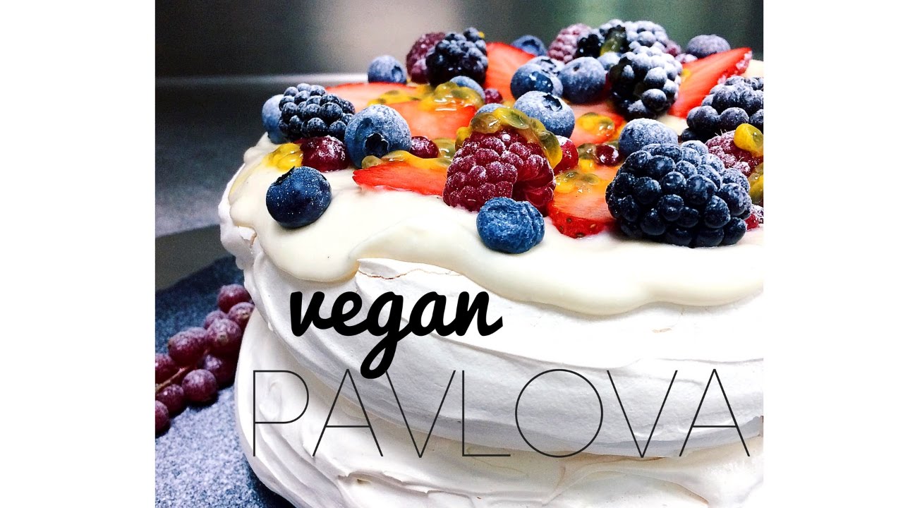THE BEST VEGAN PAVLOVA OF ALL TIME