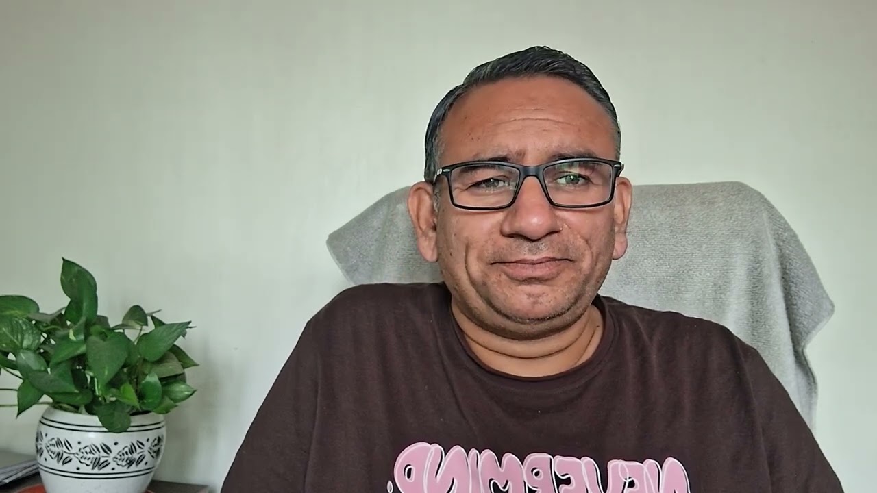 जब सफ़र मुश्किल हो जाए, तो मंज़िलों को नहीं — रास्तों को बदला जाए।@सबकsabakforBulbul #motivation 