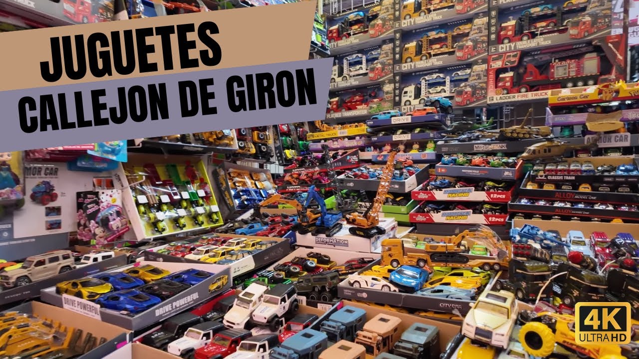 Así luce el Callejón de Girón en temporada de juguetes
