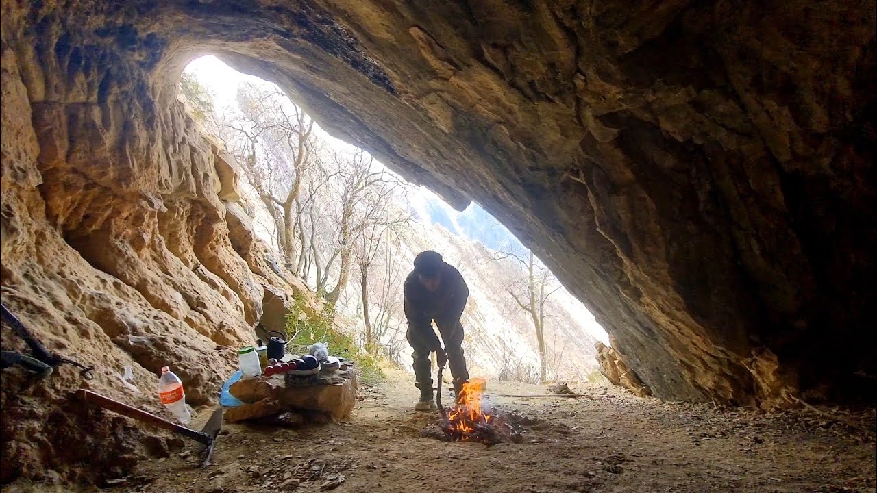 Transforming a Remote Mountain Cave into a Cozy Shelter | 10 Days of Survival & Healing ASMR