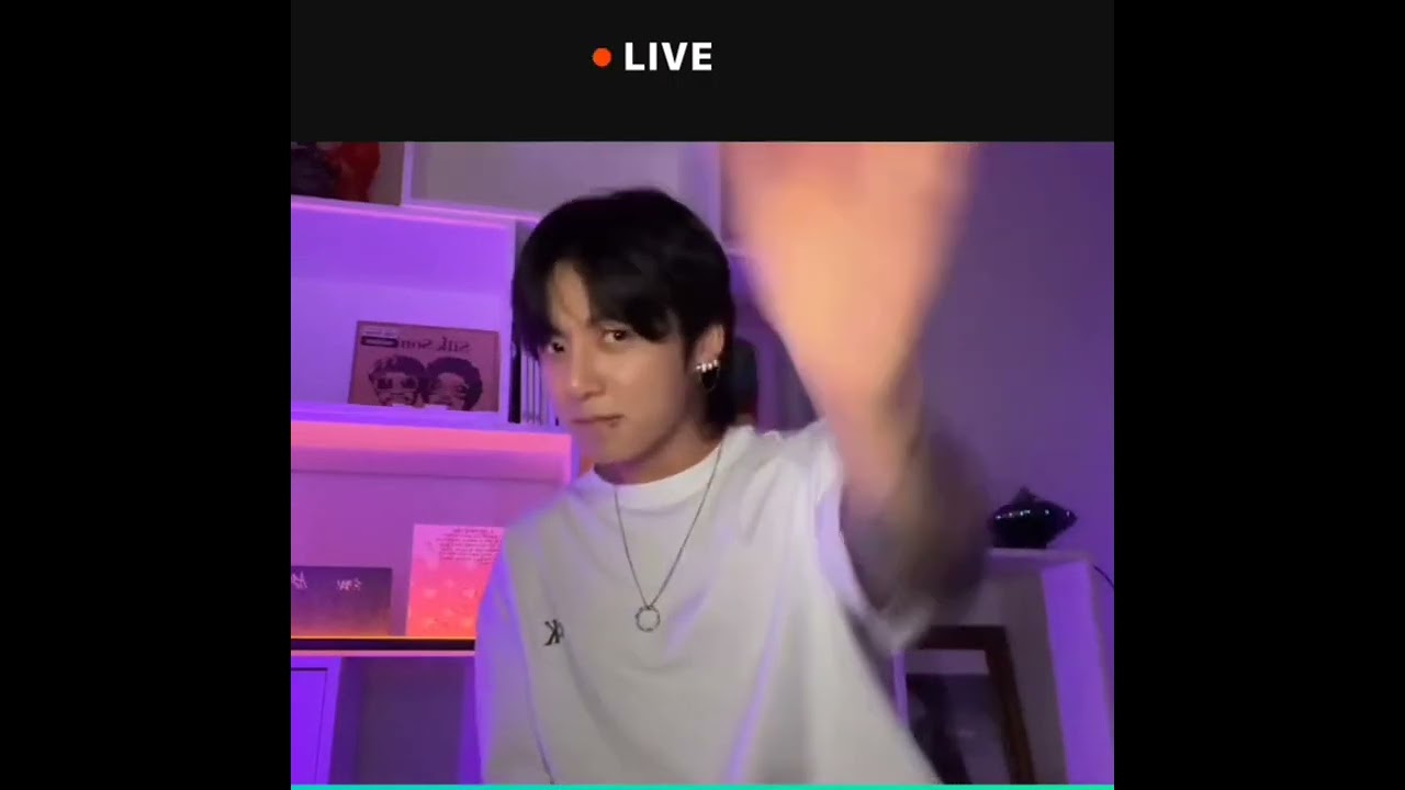 ♡ JK reaction to this SEVEN cover ♡