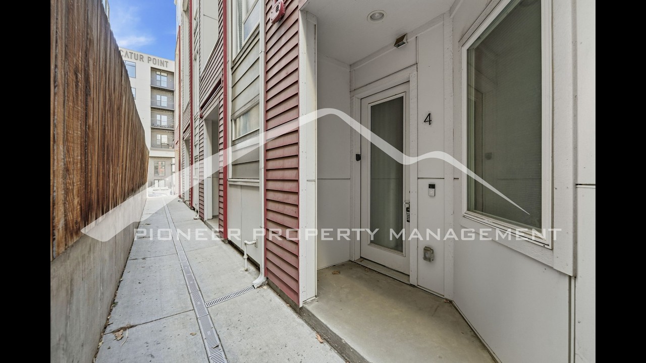 Denver Townhomes for Rent 2BR/2.5BA by Denver Property Manager