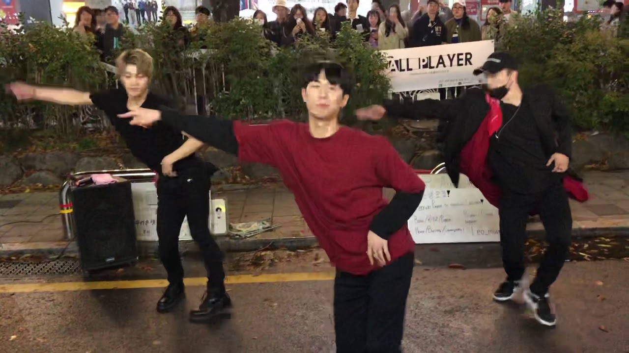 【1080p】181028 「Bboom Bboom」/ Busking performance in HongDae