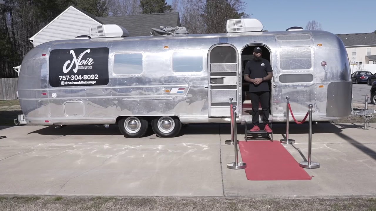 Noir Mobile Lounge