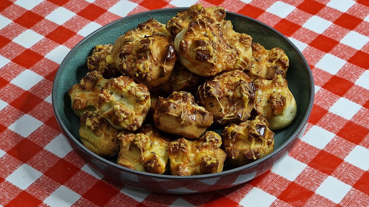 The Perfect Party Snack: Cheese Scone