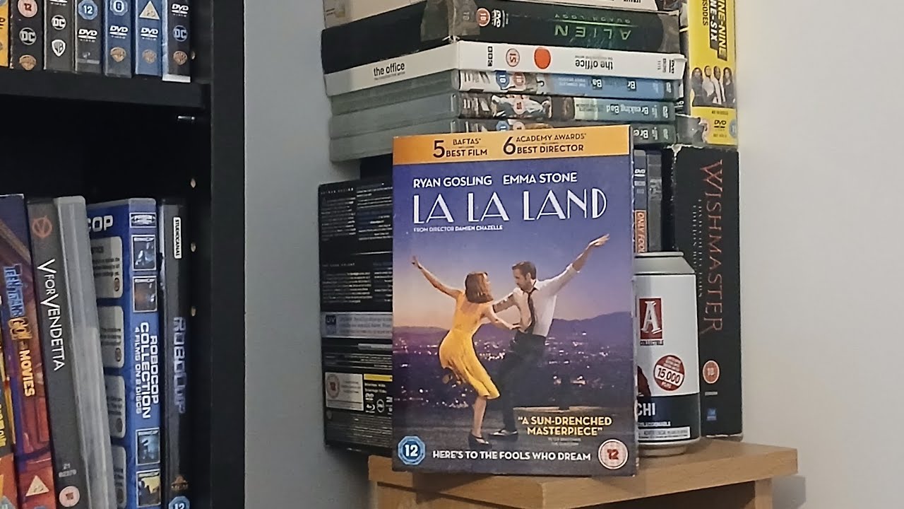 La La Land Movie Review. And a new Background. 