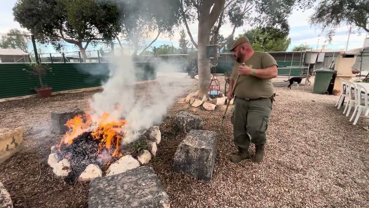 Camperos que paséis un Feliz Lunes.Después de la tormenta llega…arreglar destrozos👍😘Siempre Parriba