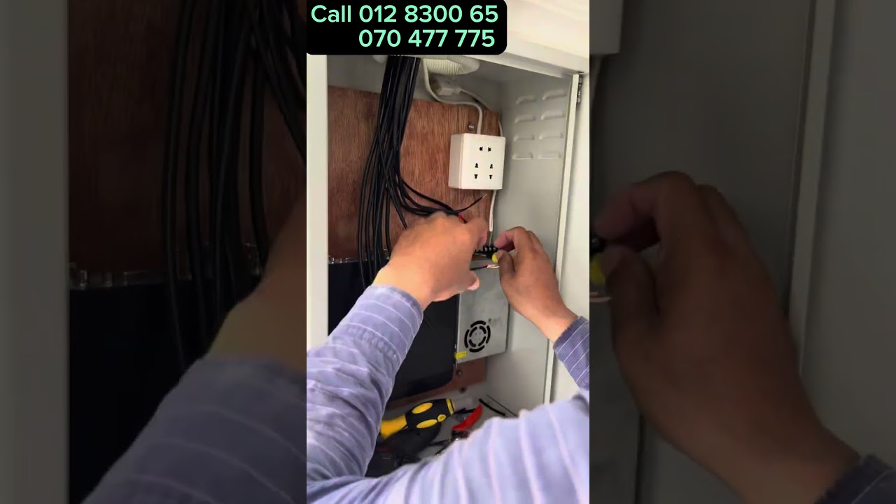 Install DVR cameras in the security box#eals #setupcamera #configuraci&oacute;n #installation #runcam