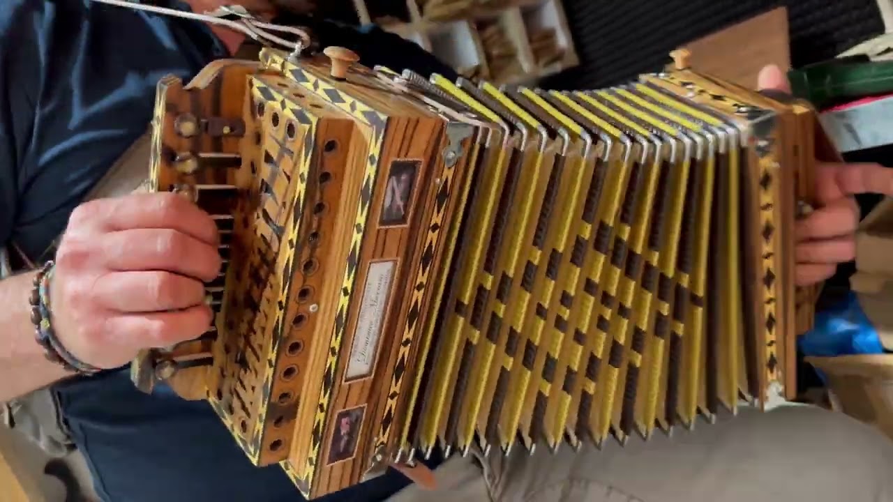 Tarantella calabrese Peppe Stilo in Fa flautato #marraraorganetti