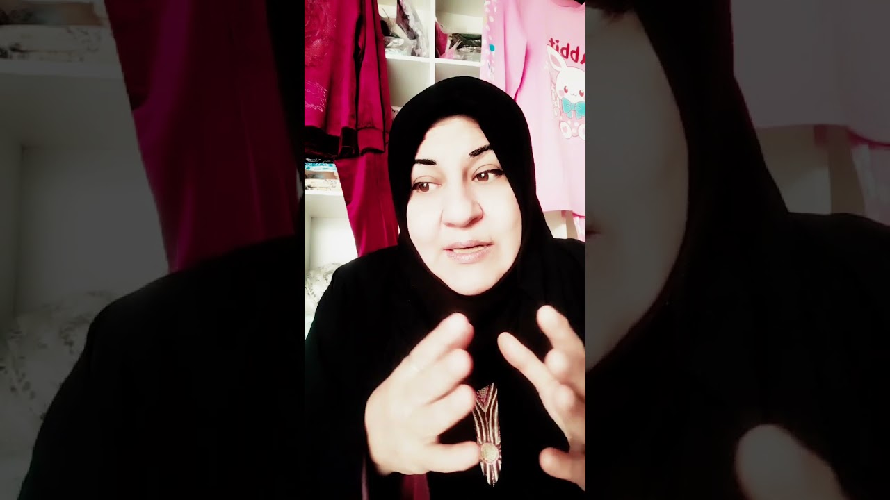 أنا أرملة وعندي أربع بنات كل لما يجي عريس لبناتي يعجب بيا في عريس طلب مني؟؟