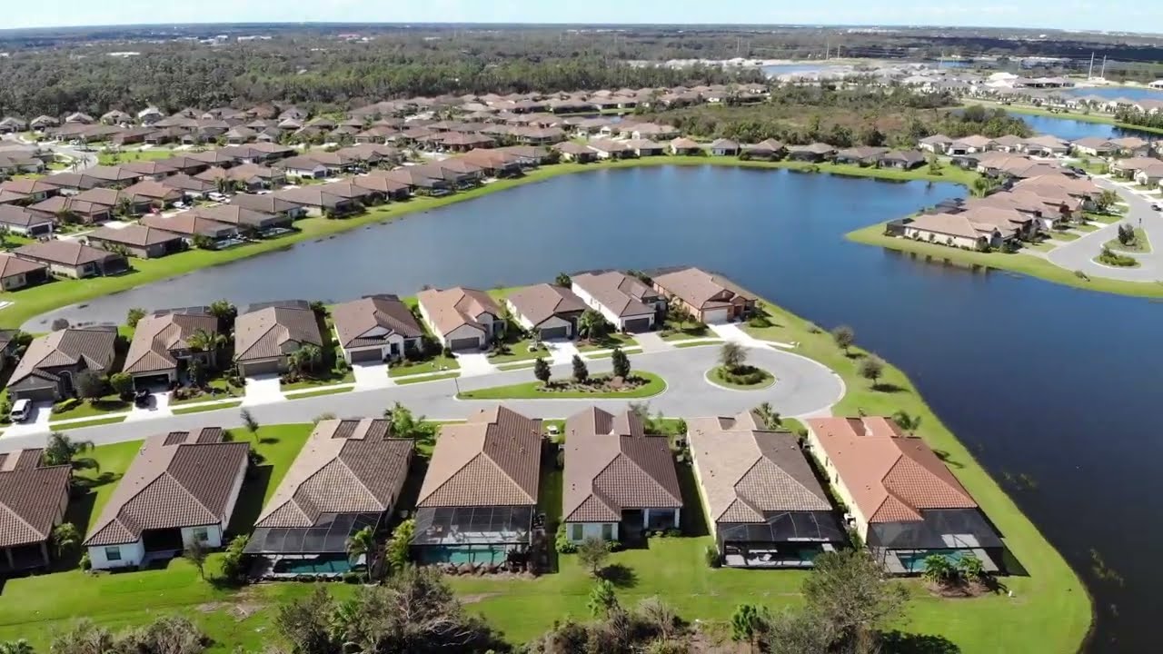 Milano and Vicenza, North Venice, FL -  Hurricane Ian Aftermath