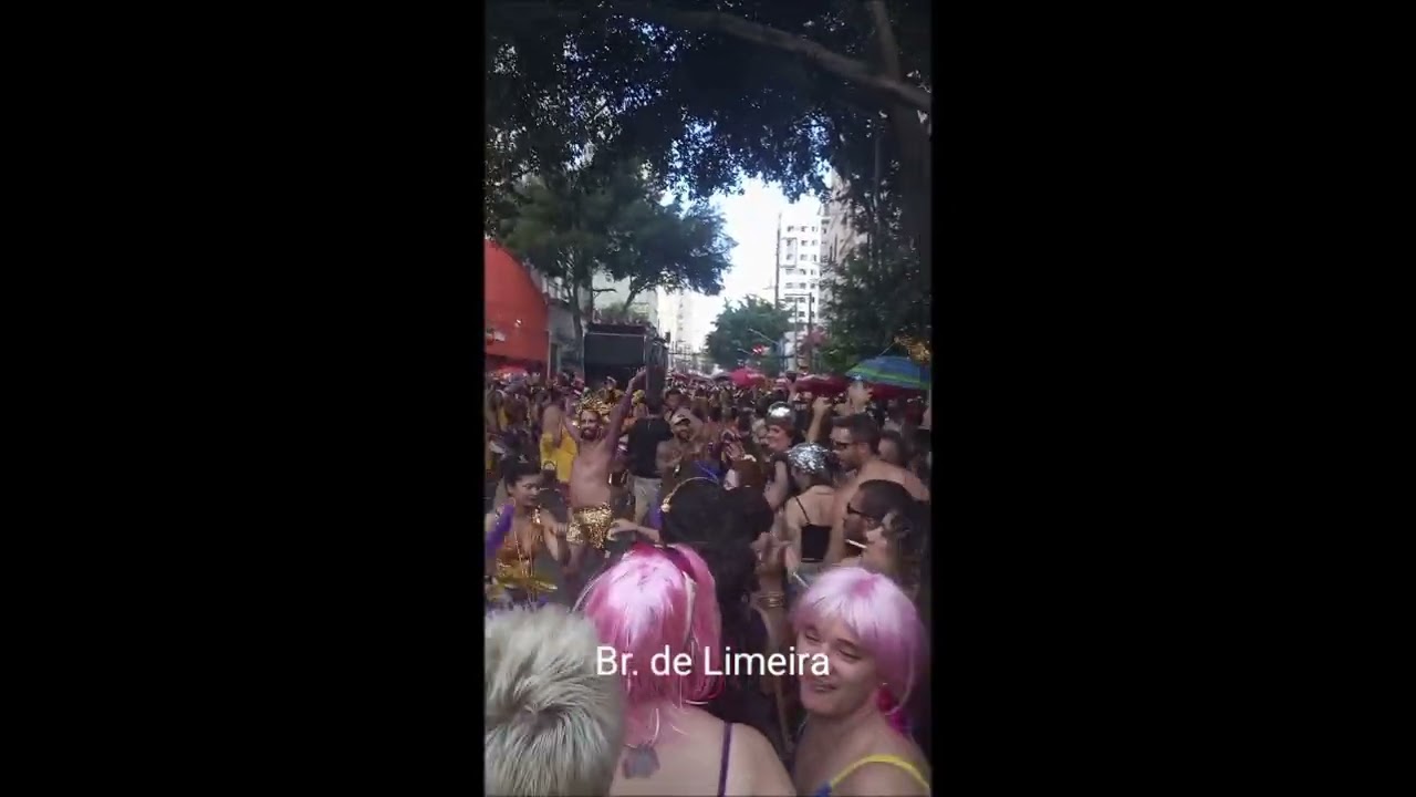 Desfile Bloco Agora Vai 2025