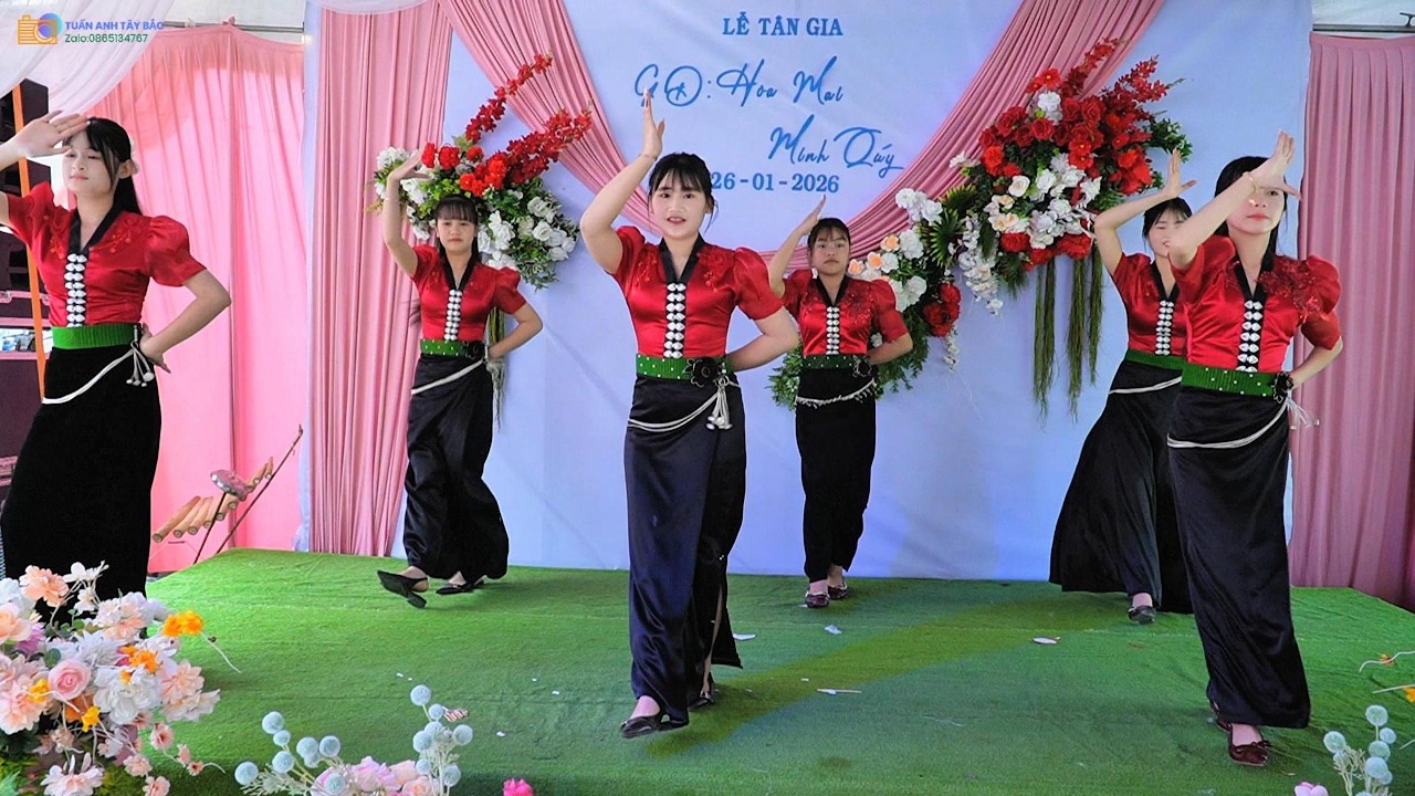 BÀI MÚA TIẾNG KHÈN MÙA BAN NỞ \\ MÚA MỪNG TÂN GIA ĐẠI CÁT GĐ HOA MAI & MINH QUÝ BẢN PÙ LUÔNG