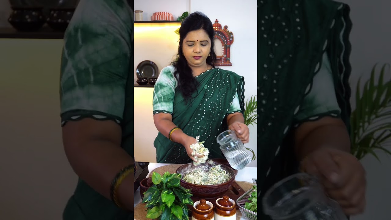 फक्त दोनचं पीठं वापरून बनवले सकाळच्या नाष्ट्यासाठी टेस्टी थालीपीठ 😋