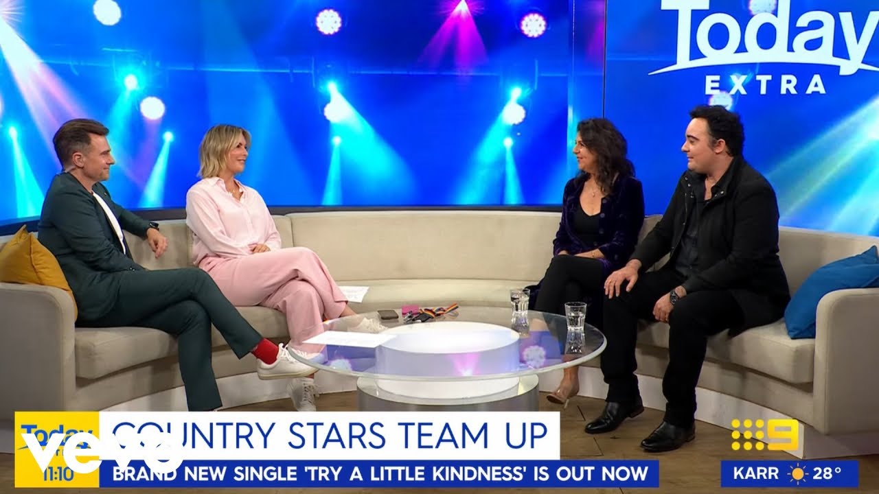 Jason Owen, Tania Kernaghan - Today Extra | Try A Little Kindness