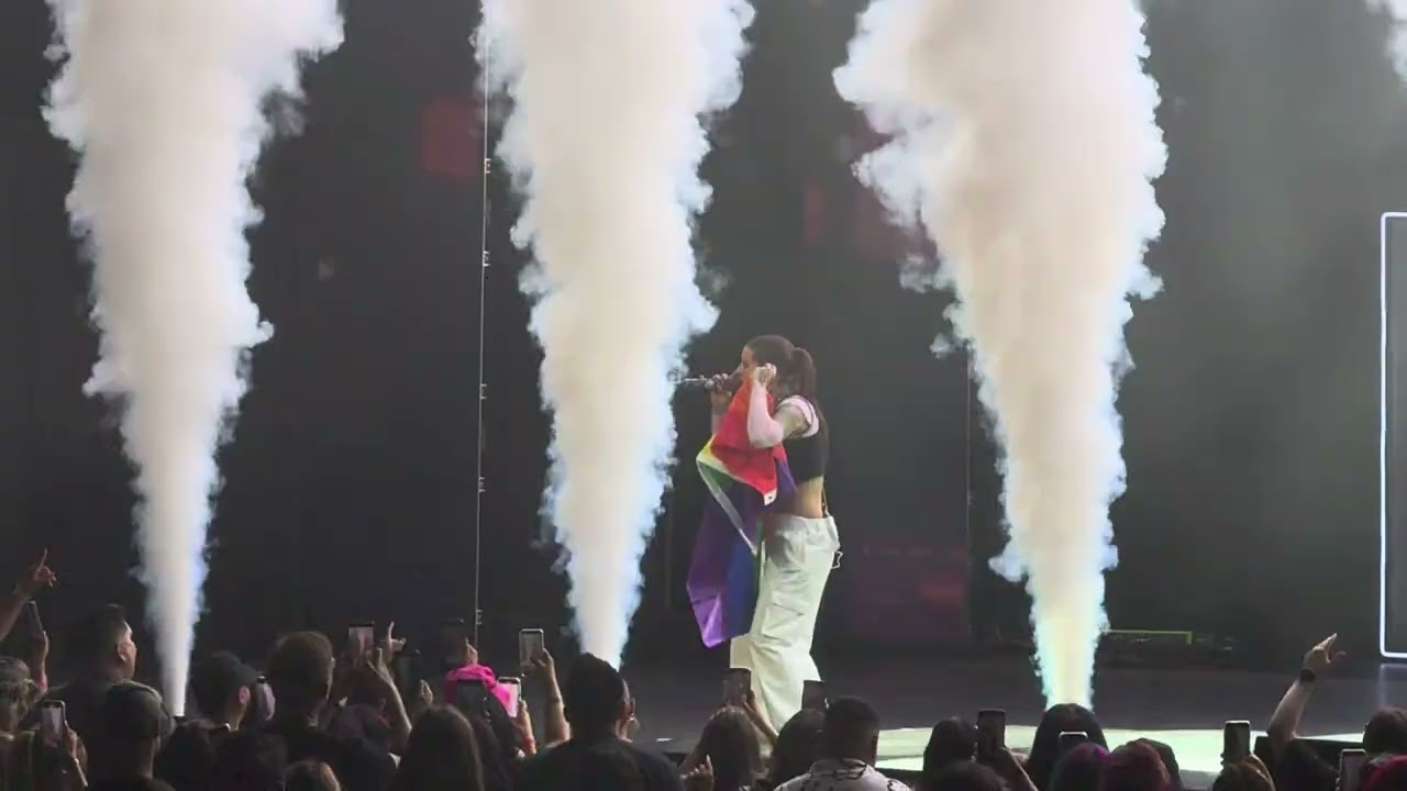 Young Miko - COLMILLO (Live in Chicago 2024)