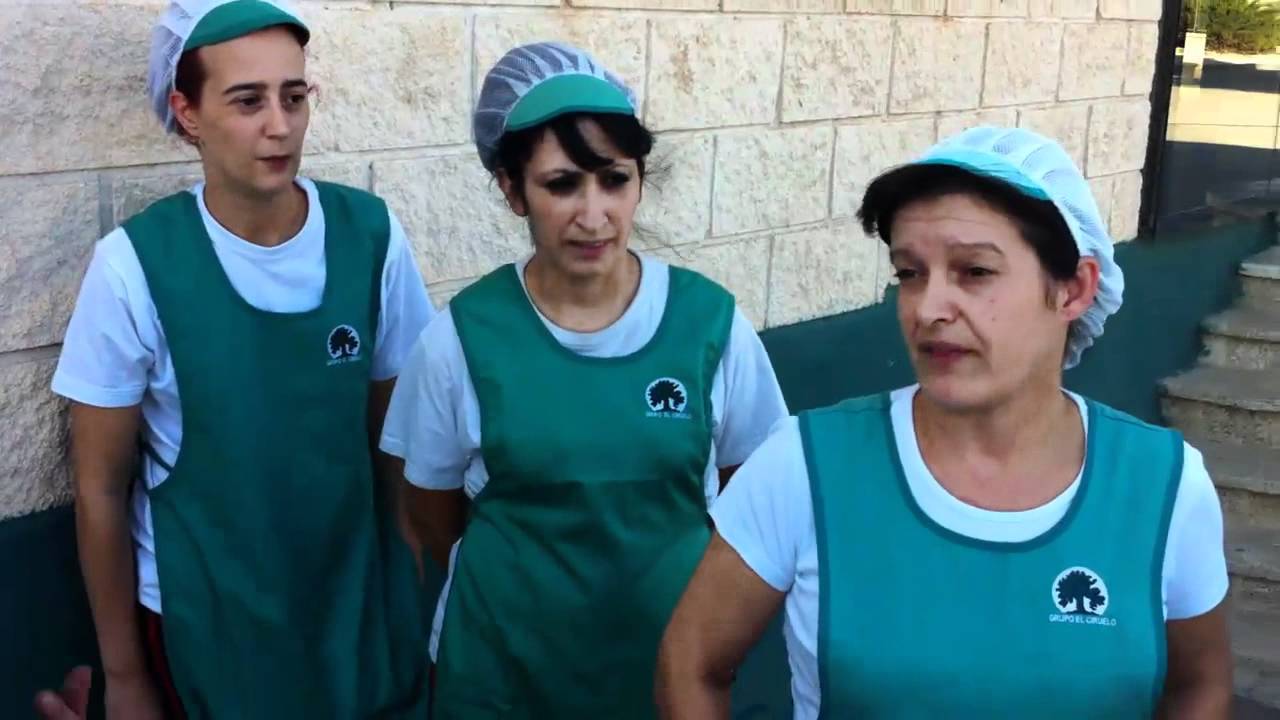 Trabajadoras de el ciruelo explican su situación en la empresa