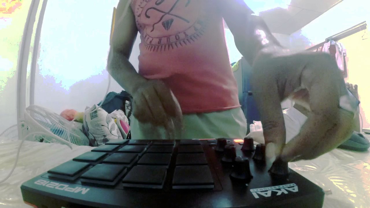 Akai MPD 218 Live, by KENZATRONA