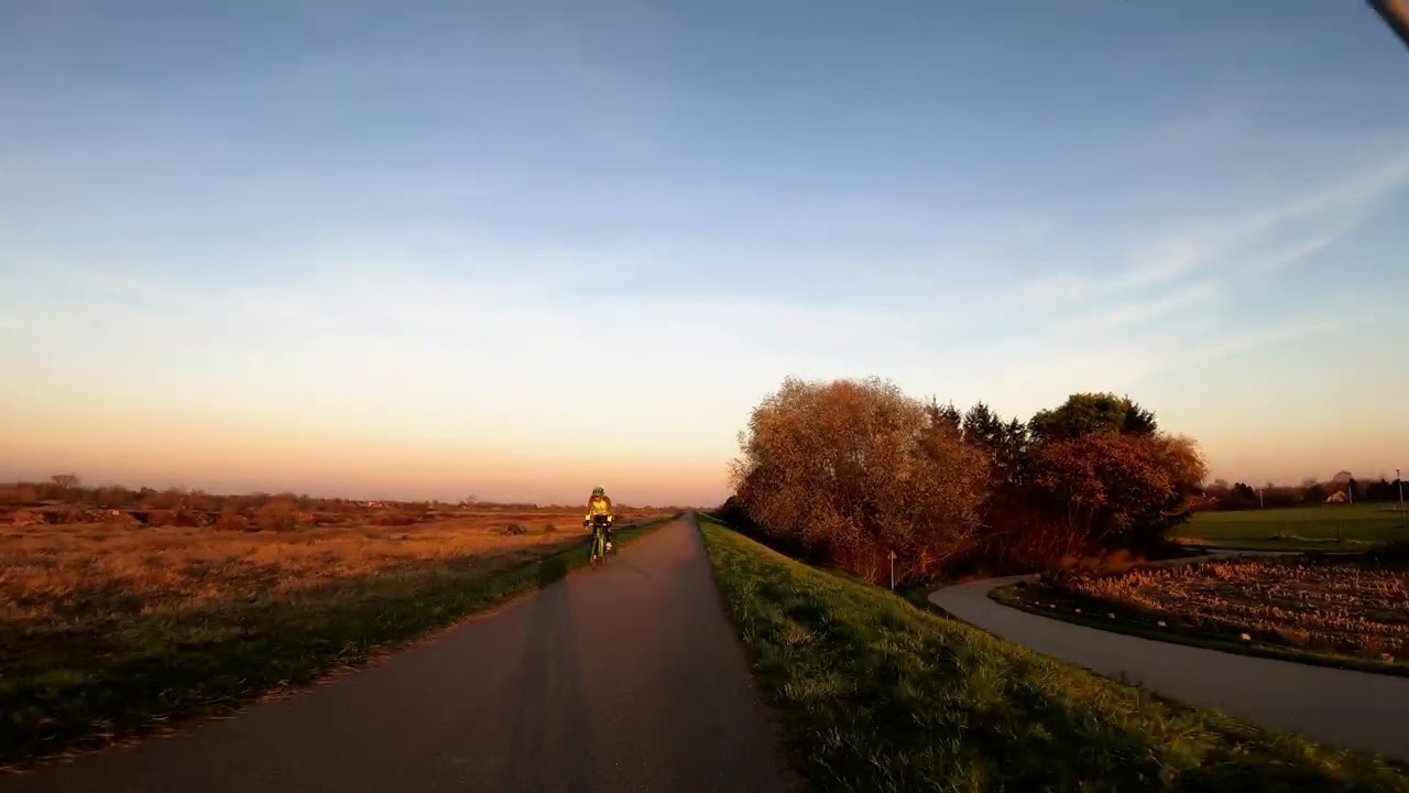 A Quick Ride Out to WTR (Wiślana Trasa Rowerowa - Vistula Bike Trail)