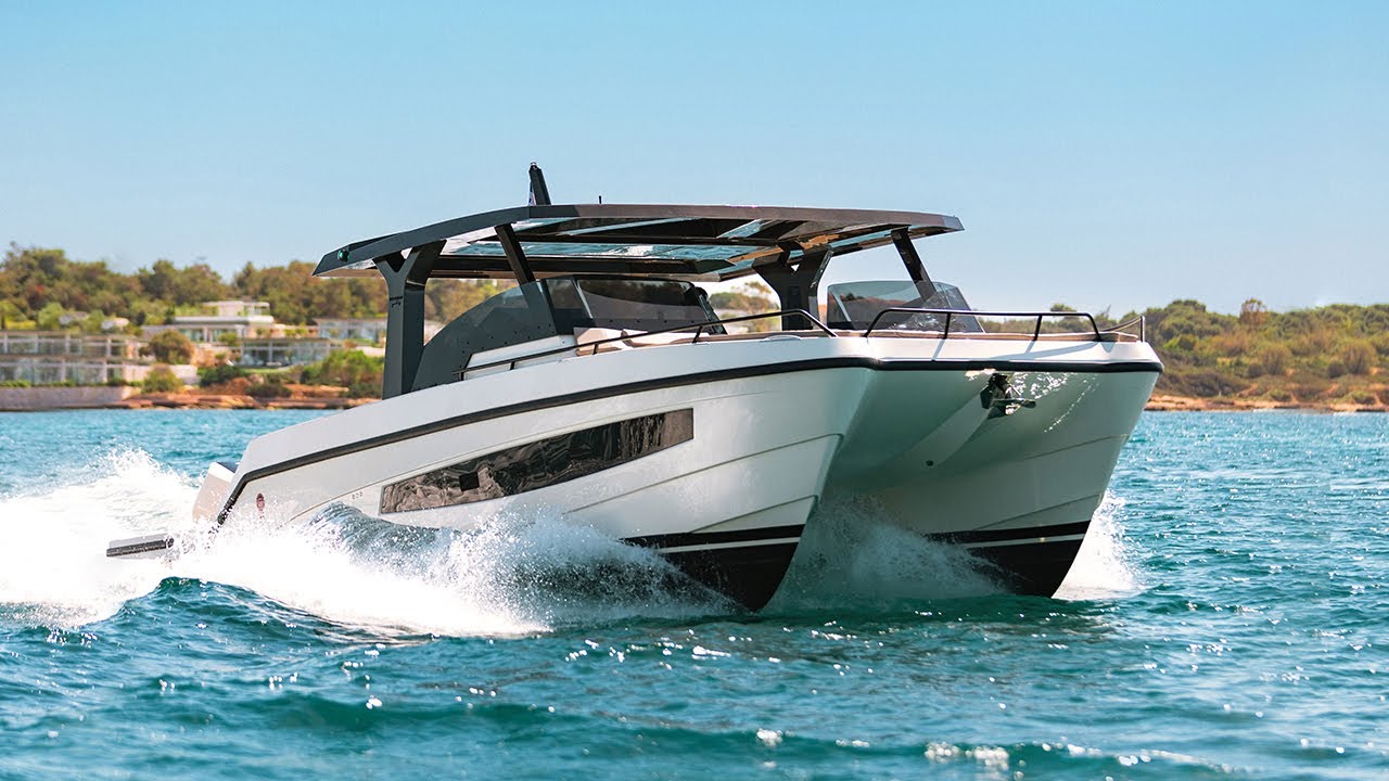 Tesoro T38 Power Cat - Elgen Yachting