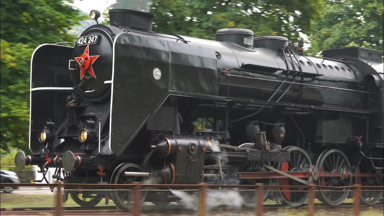 MÁV Class 424 is a Hungarian steam locomotive manufactured between 1924 and 1958.424 Gőzmozdony