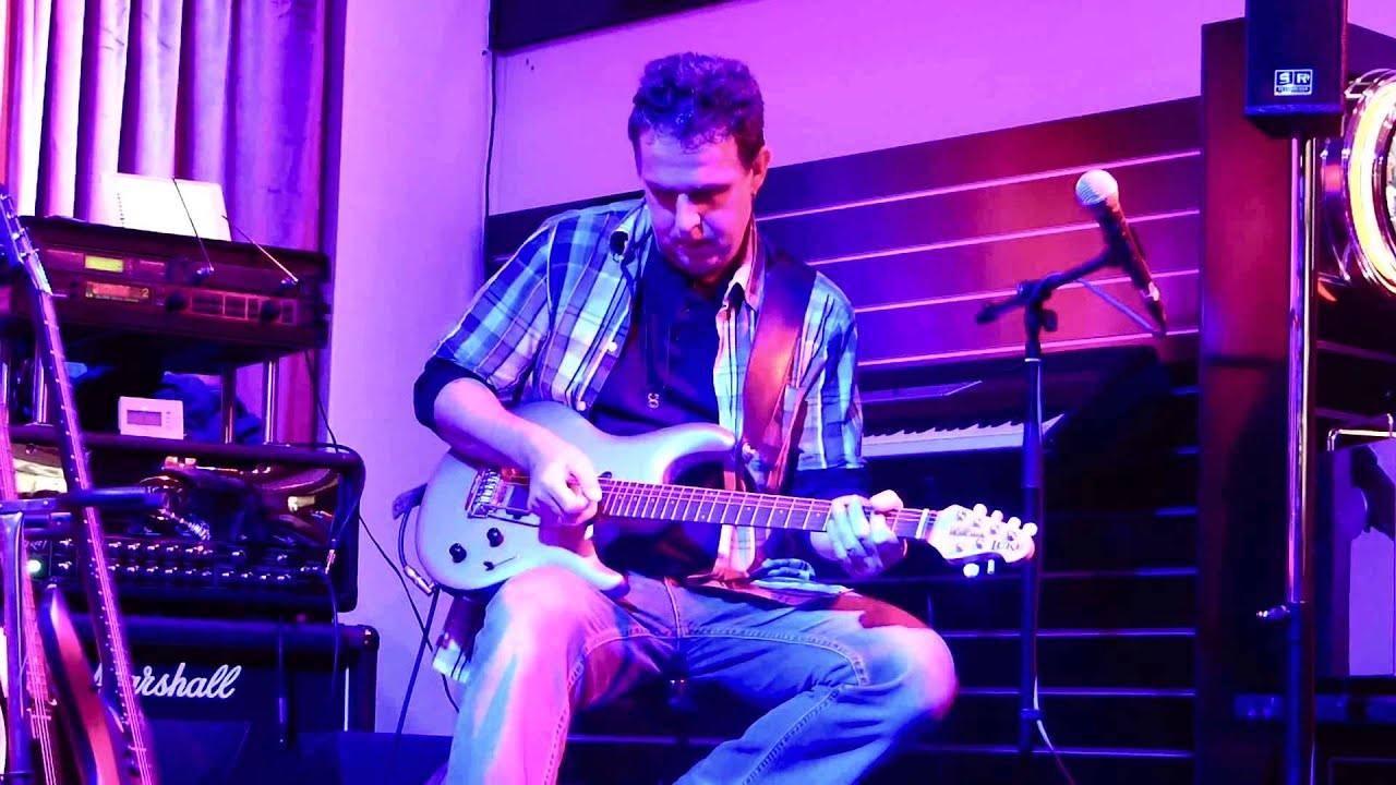 The Music Man Guitar Show by Guido Bungenstock