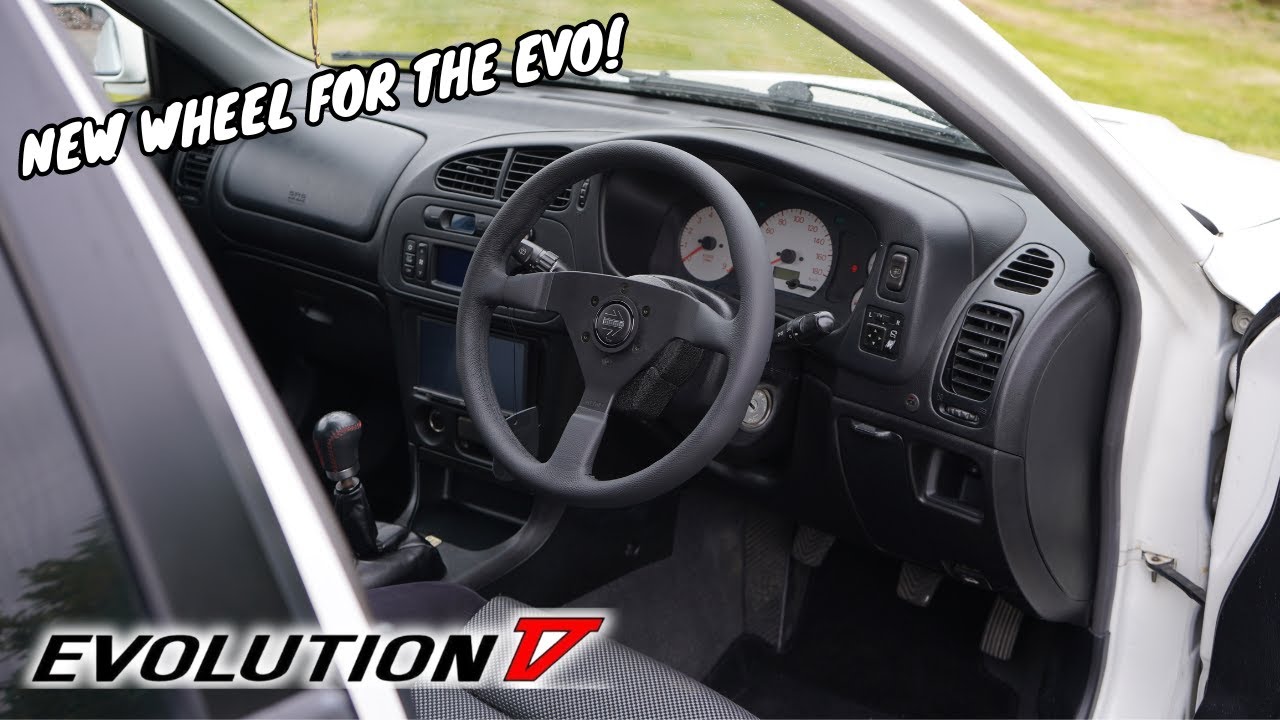 Installiing a aftermarket steering wheel on my EVO 5
