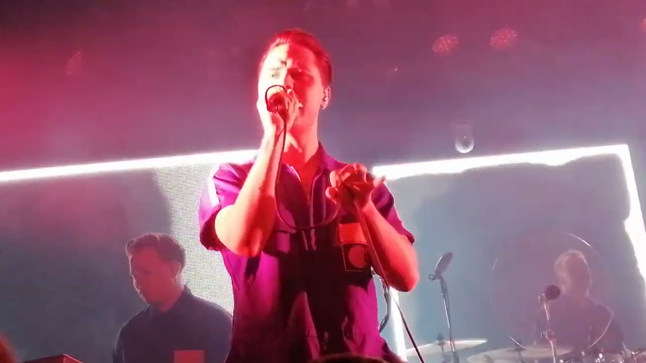 KUUMAA - Ikävä sua @ Tavastia, Helsinki 22.12.2023