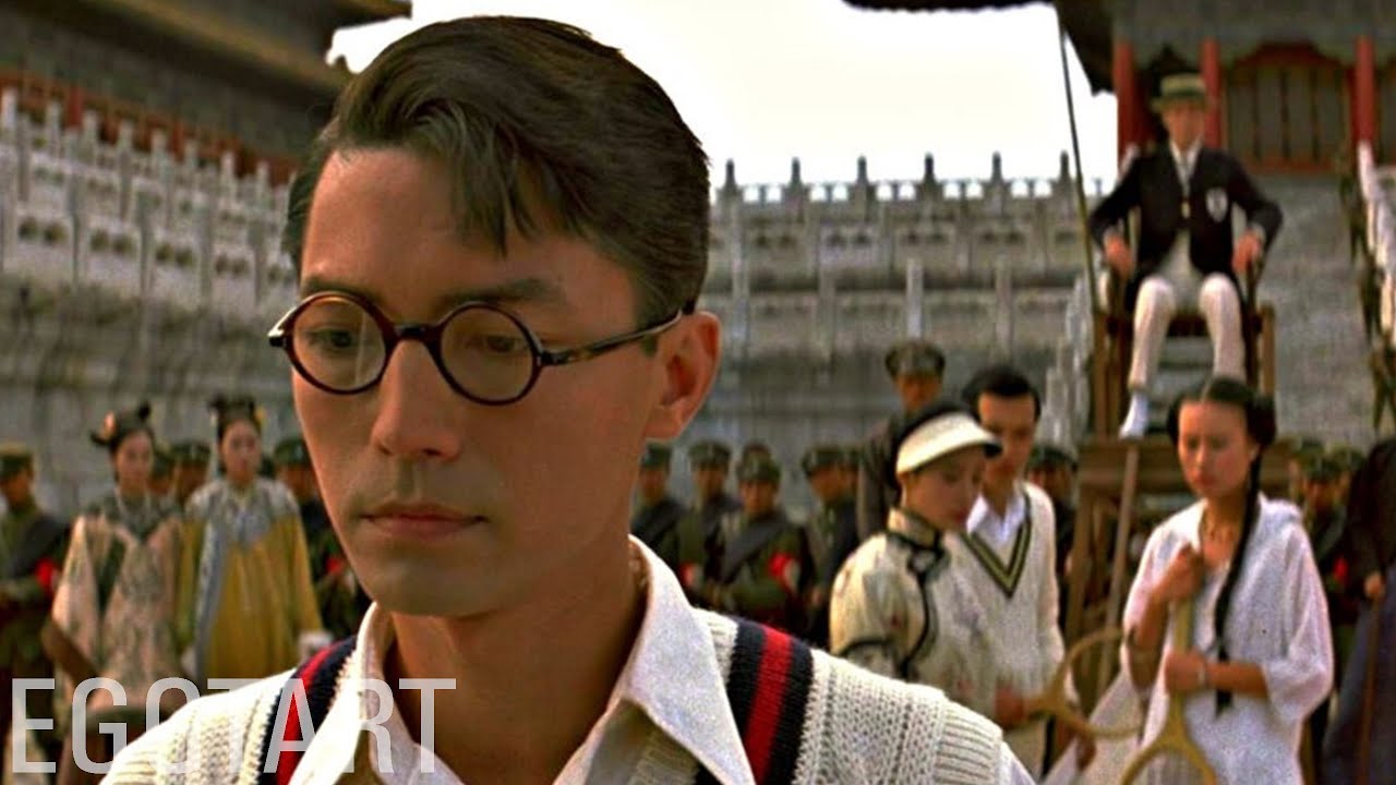 【蛋挞】这应该是历史上最“惨”的末代君王了。终生不育，妻子出轨司机，几度被囚禁又被驱逐。豆瓣9.1分电影《末代皇帝》