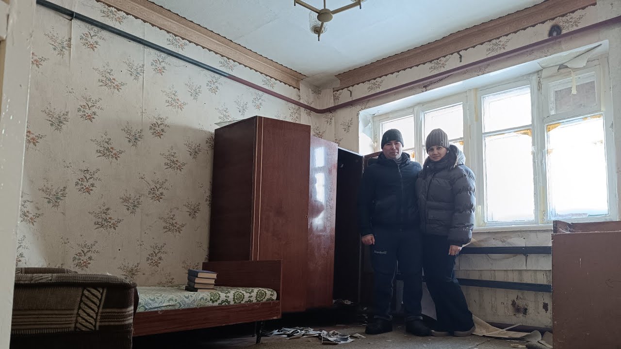 КУПИЛИ КВАРТИРУ В РОССИИ/ПОЛОЖИЛИ В БОЛЬНИЦУ/СПАСАЕМ ПЧЁЛ/ЗИМА В ДЕРЕВНЕ