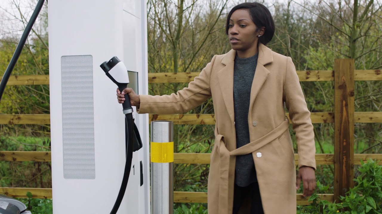 Audi e-tron made easy - Using Public Charges