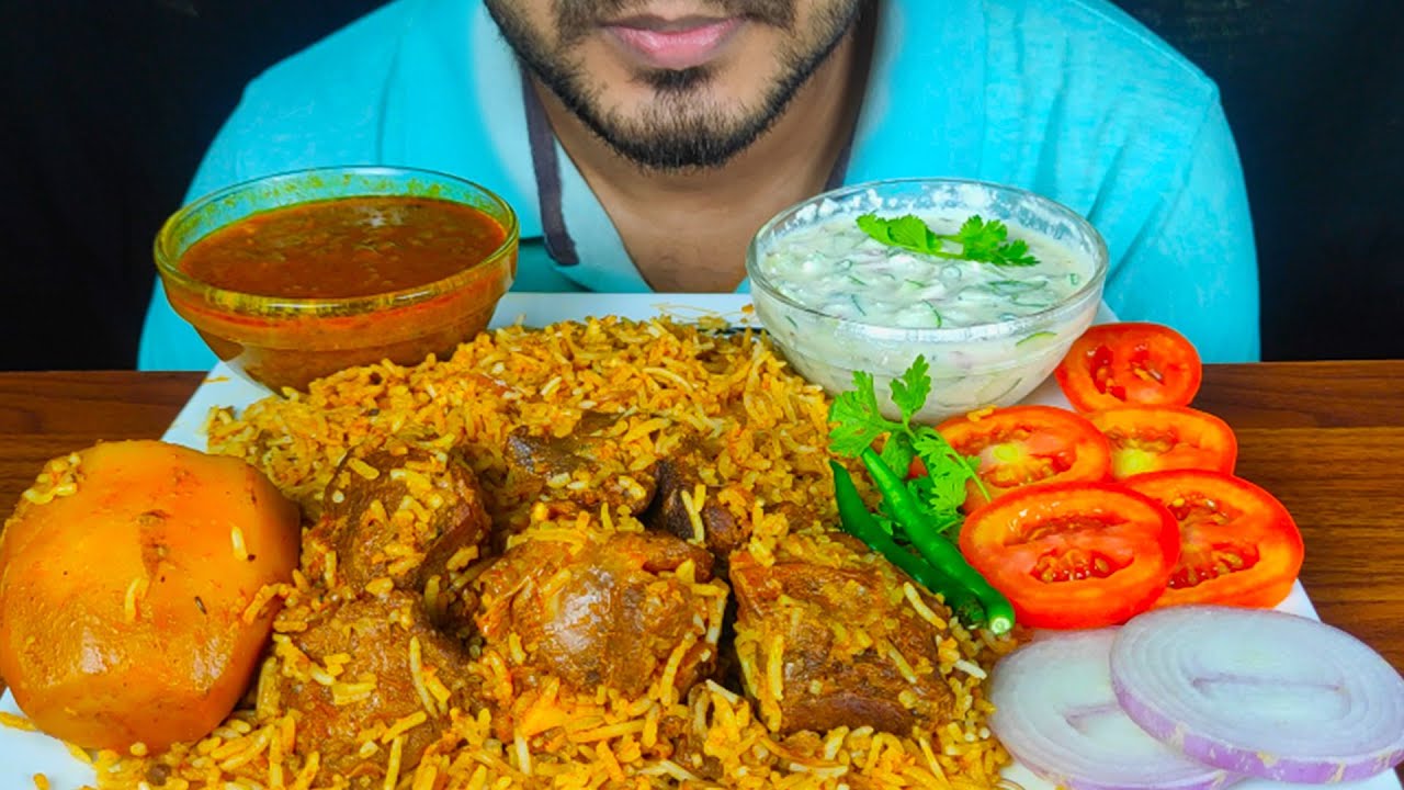 EATING MUTTON BIRYANI, RAITA, EXTRA GRAVY, ONION, CHILI, TOMATO | MUKBANG *REAL EATING SOUNDS