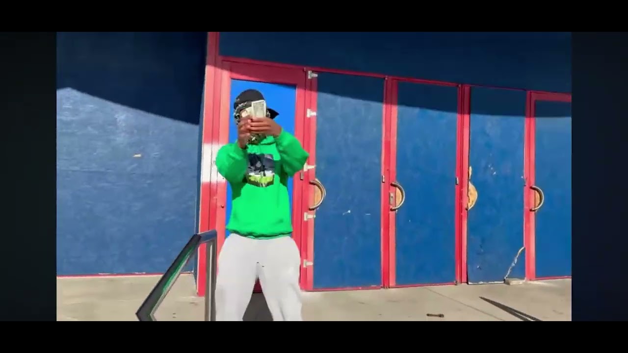 Bro is not the fastest rapper