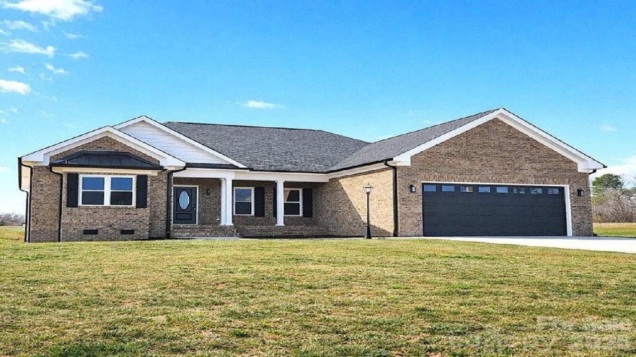 3243 Wilson Court unit: 11, Lincolnton, NC Presented by Brent Heavner.