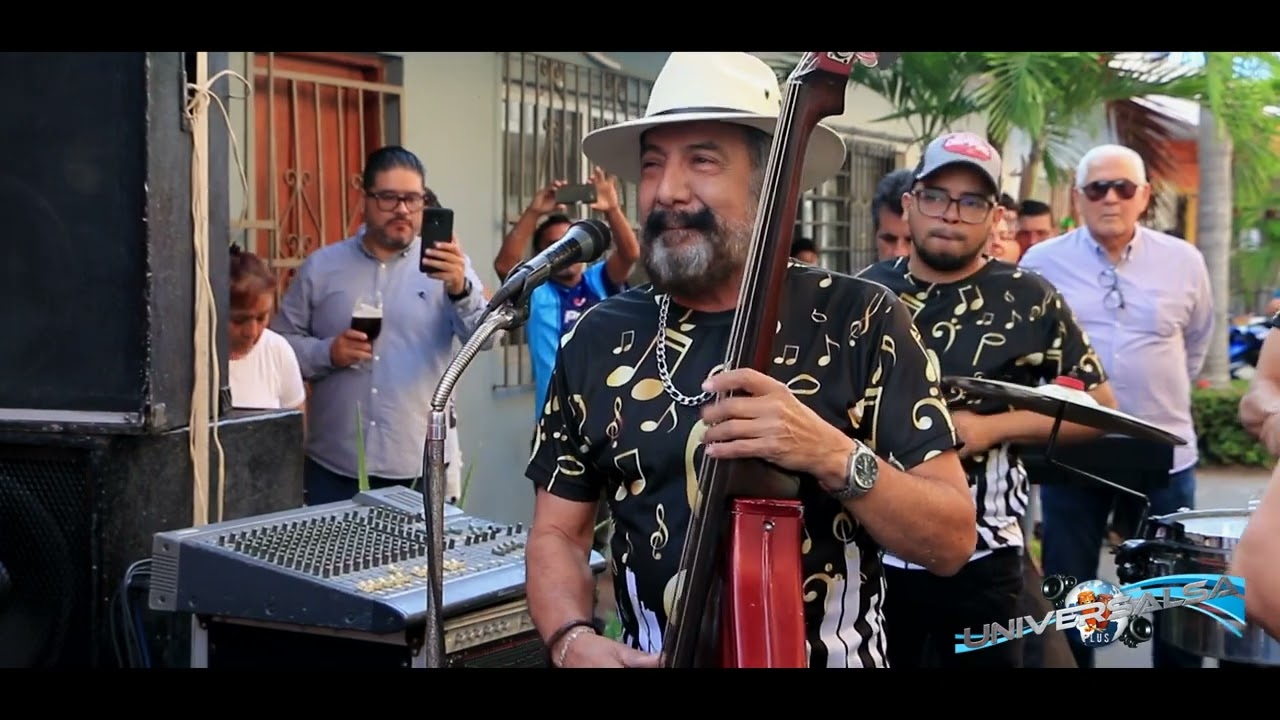 Sembradores del son despidiendo el 2023 en el Barrio de la Huaca