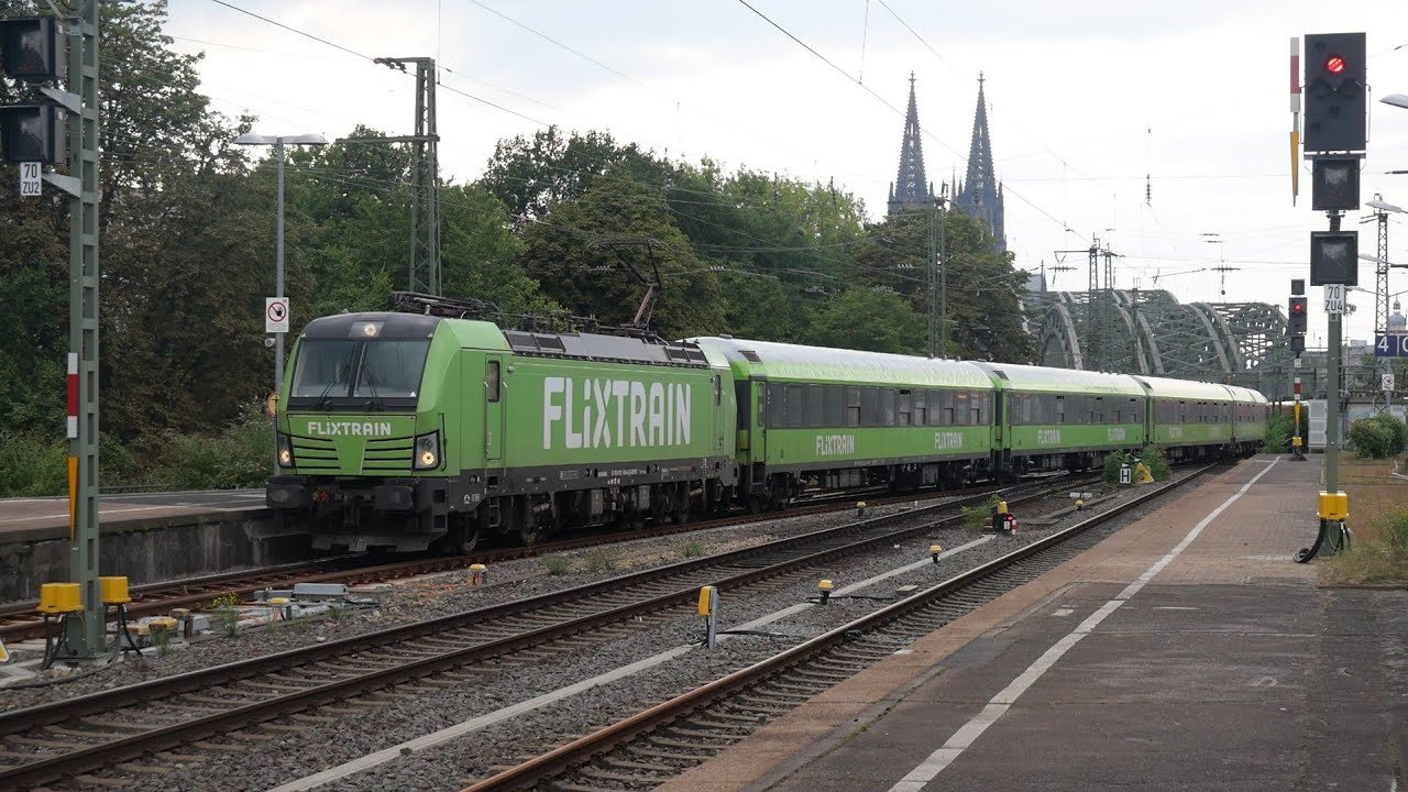 Züge in Köln Messe Deutz (FULL HD)