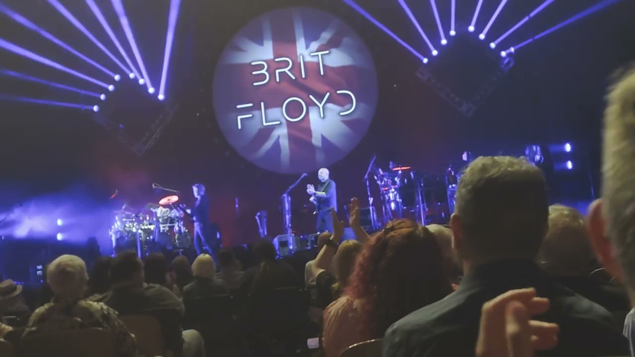 Brit Floyd - band introduction