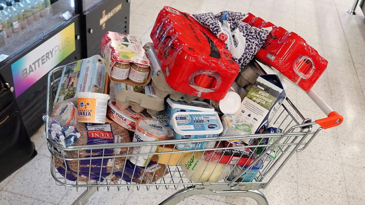 Kauppareissu Miksun kanssa. 200€ viikon ruuat.
