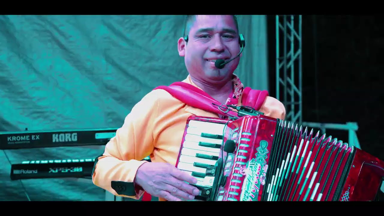 Grupo La Profecía Costeña - Quisiera Estar Contigo / El Burrito / Estelita De Mi Vida (En Vivo)