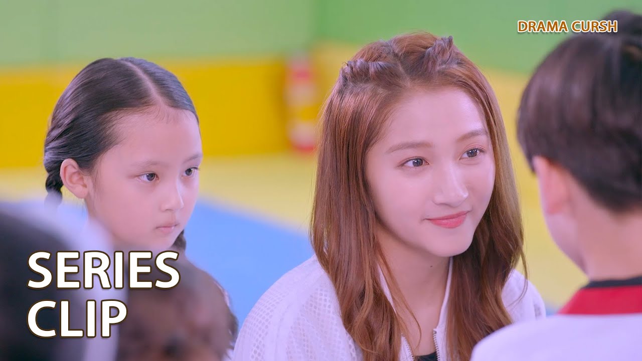 [ENG] 太暖心！学姐出面为弟弟解围| 甜蜜暴击 Sweet Combat |鹿晗LUHAN 关晓彤