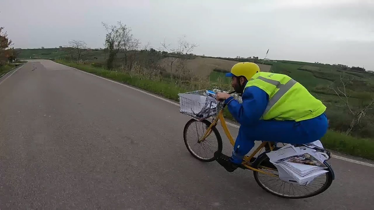 Full video - PAPERBOY vs Cyclist - awesome hillbomging - Postman