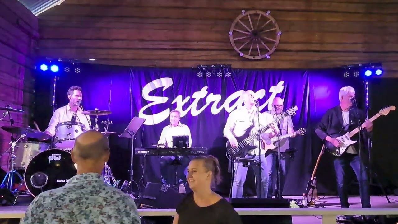 Extract spelar på Tyllsnäs 25-08-05